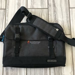 Ogio laptop bag. EUC